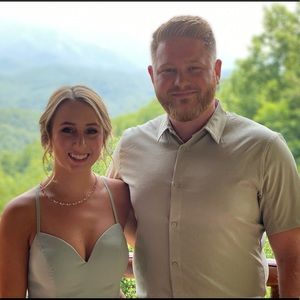 Meet your Posher, Benton